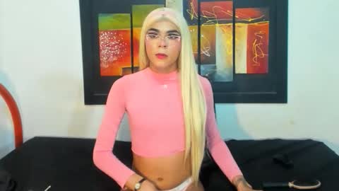 Snapshot of miastephensz chatting on 05.30.26 miastephensz online show from 05.30.26