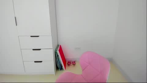 miastripdance online show from 04.04.26