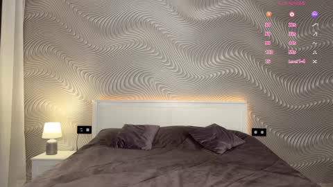 Mia online show from 04.03.26