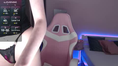 Sofia online show from 11.18.25