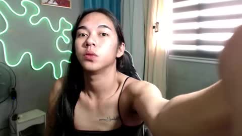 Mia online show from 09.30.25