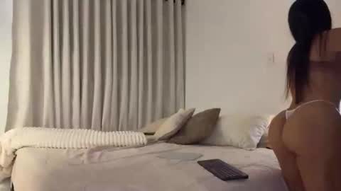 Mia online show from 02.01.26