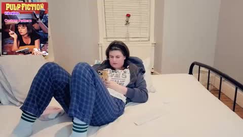 Mia  online show from 04.16.26