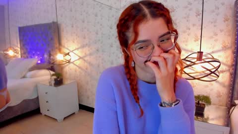 Snapshot of miawinx chatting on 01.30.25 Mia winx online show from 01.30.25