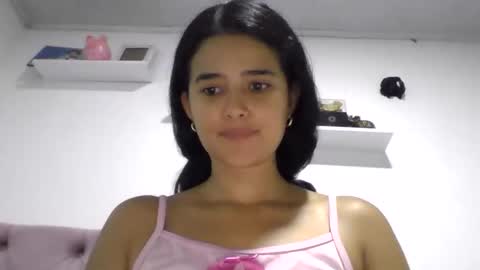 Snapshot of micaelamoreno18 chatting on 05.28.26 micaelamoreno18 online show from 05.28.26