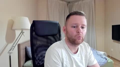 Snapshot of michael_birkin chatting on 01.26.25 Michael Birkin online show from 01.26.25