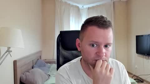 Snapshot of michael_birkin chatting on 09.14.25 Michael Birkin online show from 09.14.25