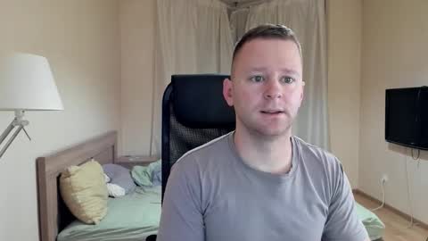 Snapshot of michael_birkin chatting on 10.18.25 Michael Birkin online show from 10.18.25