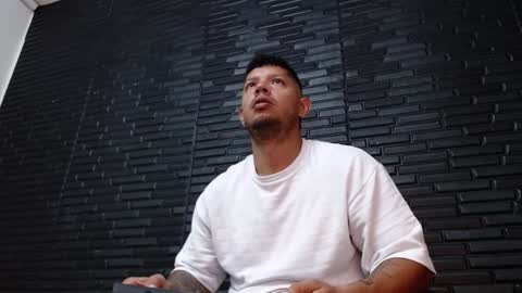 Michael Daviss online show from 01.04.25