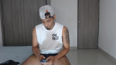 Snapshot of michael_jordanx chatting on 01.06.25 Angel online show from 01.06.25