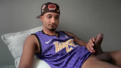 Snapshot of michael_jordanx chatting on 02.05.25 Angel online show from 02.05.25