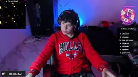 Snapshot of michael_kendall0 chatting on 01.28.25 michael independent model  online show from 01.28.25