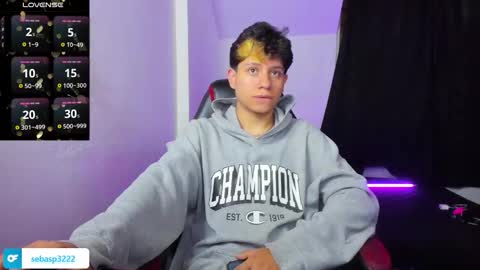 Snapshot of michael_kendall0 chatting on 10.07.25 michael independent model  online show from 10.07.25