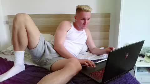 Snapshot of michael_sexdevil chatting on 05.20.26 michael_sexdevil online show from 05.20.26