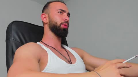 Snapshot of michaelevansx chatting on 12.28.24 MichaelEvansx online show from 12.28.24