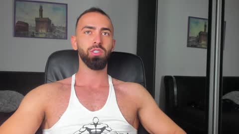 Snapshot of michaelevansx chatting on 01.10.25 MichaelEvansx online show from 01.10.25