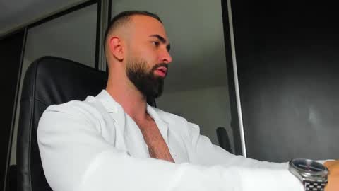 Snapshot of michaelevansx chatting on 03.05.25 MichaelEvansx online show from 03.05.25