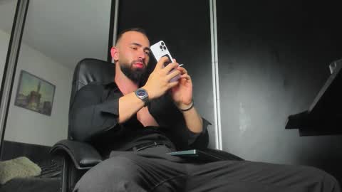 MichaelEvansx online show from 11.01.25