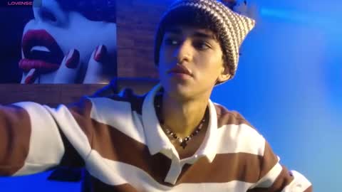 Snapshot of michaelkoiv chatting on 11.28.25 michaelkoiv online show from 11.28.25