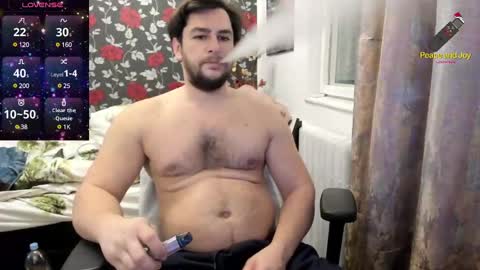 Snapshot of michaelragnar90 chatting on 02.01.25 michaelragnar90 online show from 02.01.25