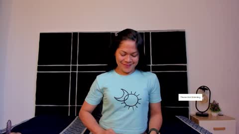 Snapshot of michel_vg chatting on 05.16.26 michel_vg online show from 05.16.26