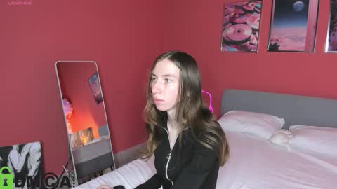 michele_mack online show from 09.15.25