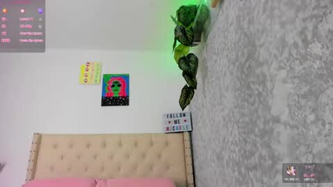 Snapshot of michele_rooss00 chatting on 03.09.25 melannie follow my new page online show from 03.09.25