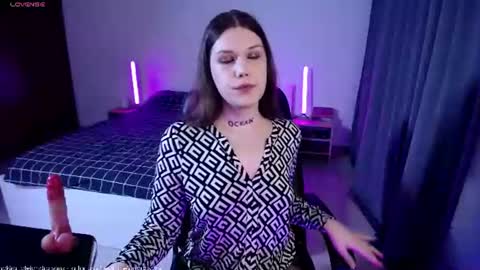 Snapshot of micheledoll chatting on 06.17.26 MicheleDoll online show from 06.17.26