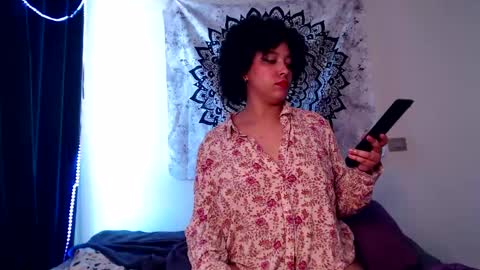 Snapshot of michell_bling chatting on 12.15.24 Michi online show from 12.15.24