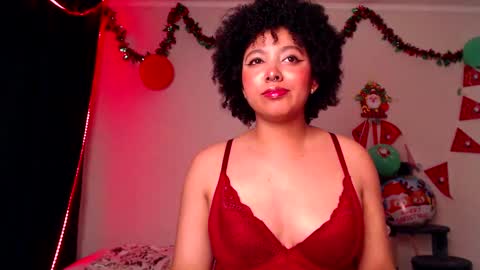 Snapshot of michell_bling chatting on 12.22.24 Michi online show from 12.22.24