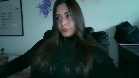 Snapshot of michell_h chatting on 03.17.26 Nani online show from 03.17.26