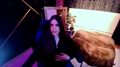 Snapshot of michell_h chatting on 04.22.26 Nani online show from 04.22.26