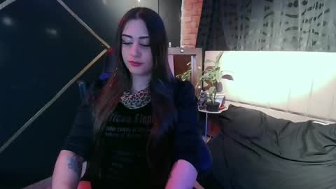 Snapshot of michell_h chatting on 05.27.26 Nani online show from 05.27.26