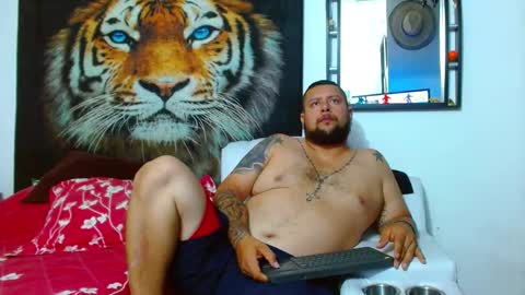 Snapshot of michell_myers chatting on 02.02.25 michell_myers online show from 02.02.25