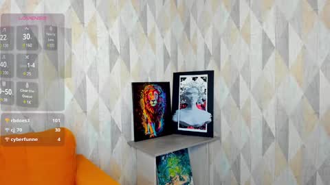 Snapshot of michelle_blond chatting on 02.25.25 michelle_blond online show from 02.25.25