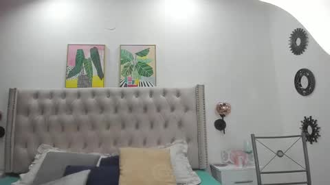 Snapshot of michelle_bran chatting on 03.08.25 michelle bran online show from 03.08.25