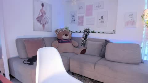 Snapshot of michelle_se chatting on 01.20.25 Michelle online show from 01.20.25