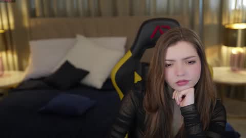 Snapshot of michelleinlove4u chatting on 02.23.25 Michelle online show from 02.23.25