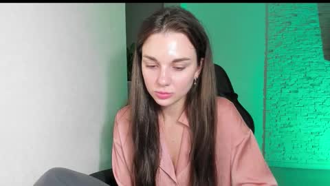 Michellee online show from 11.13.25