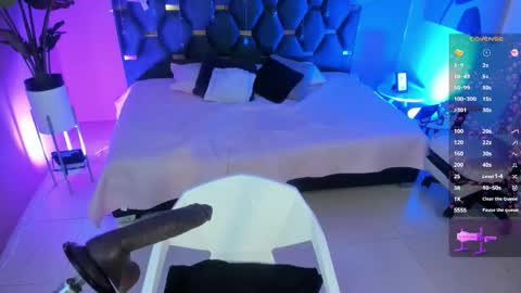 Micki online show from 12.17.25