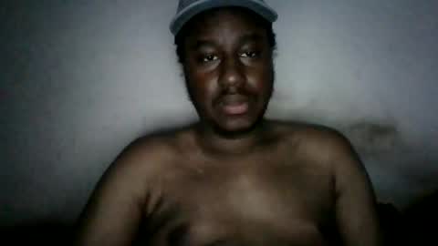 Snapshot of mickkzzx chatting on 02.15.25 mickkzzx online show from 02.15.25