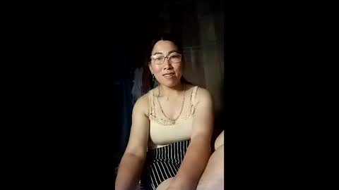 Snapshot of mickye00 chatting on 04.28.26 Miky online show from 04.28.26