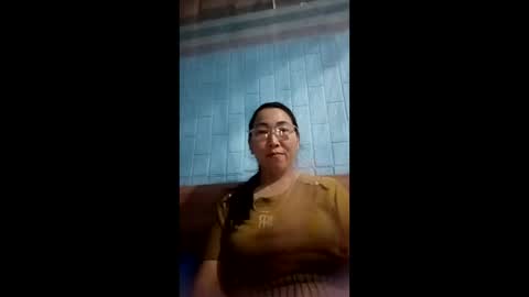 Snapshot of mickye00 chatting on 05.09.26 Miky online show from 05.09.26