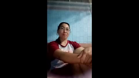 Snapshot of mickye00 chatting on 05.18.26 Miky online show from 05.18.26