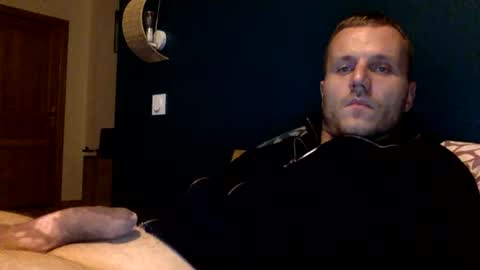 Snapshot of mickylove67 chatting on 10.21.25 mickylove67 online show from 10.21.25