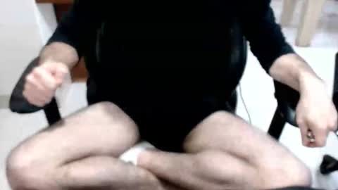 Snapshot of microfama00 chatting on 01.17.26 microfama00 online show from 01.17.26