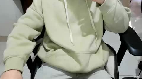 Snapshot of microfama00 chatting on 02.22.26 microfama00 online show from 02.22.26