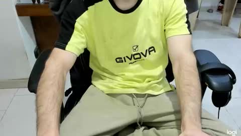 Snapshot of microfama00 chatting on 03.13.26 microfama00 online show from 03.13.26