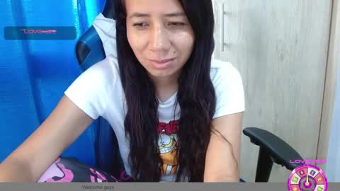 Snapshot of miculohot chatting on 04.06.26 vanesa sexy online show from 04.06.26