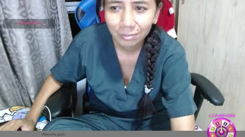 Snapshot of miculohot chatting on 04.11.26 vanesa sexy online show from 04.11.26